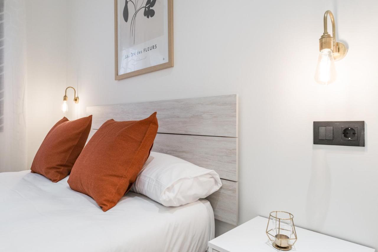 Apartament Jes B Close To Bernabeu Stadium Madrid Exteriör bild
