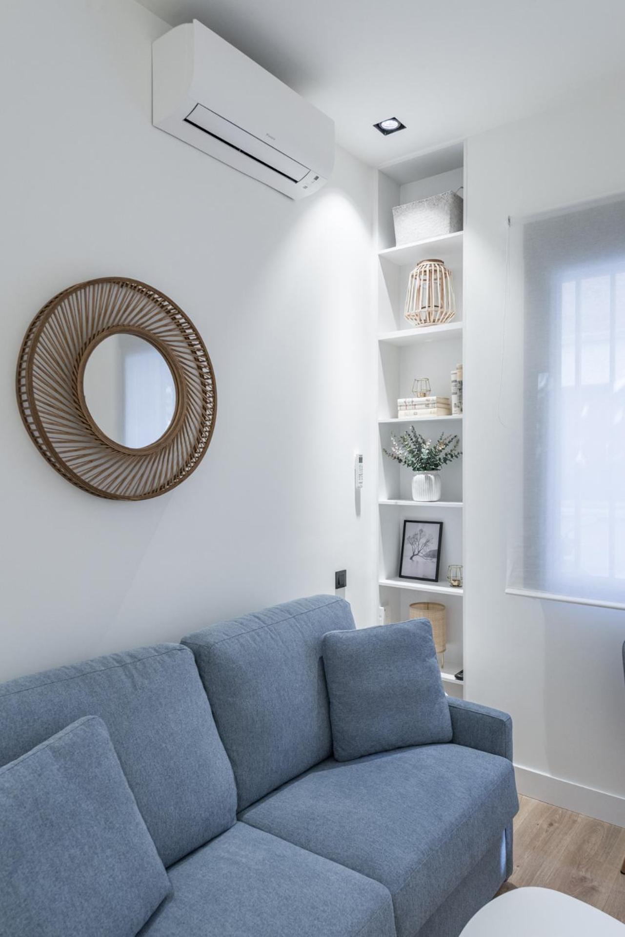 Apartament Jes B Close To Bernabeu Stadium Madrid Exteriör bild
